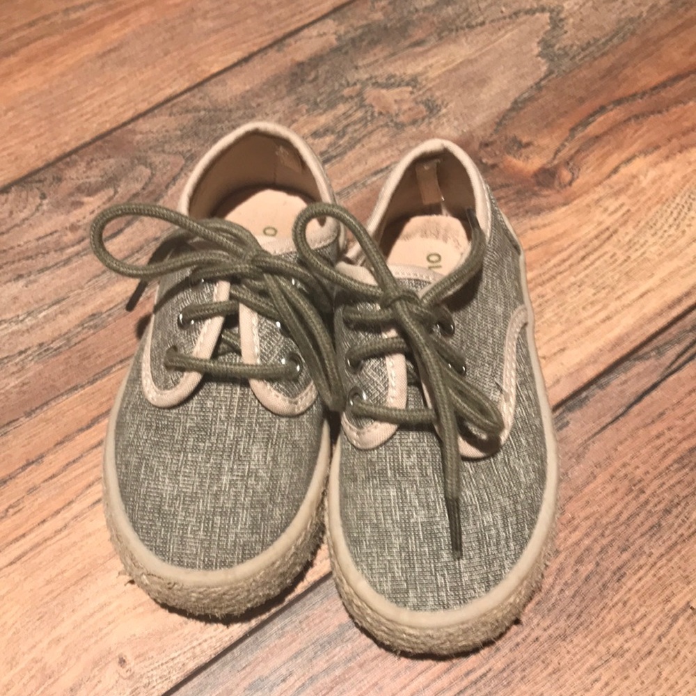 Old Navy tweed & canvas boat-shoes
